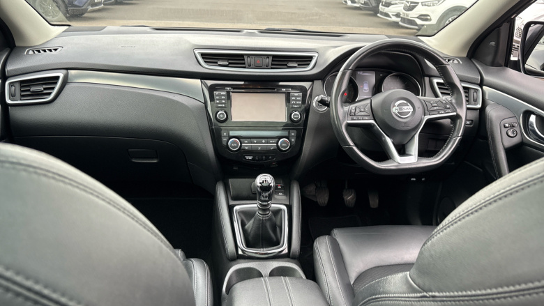 Nissan Qashqai 1.3 DiG-T Tekna 5dr Petrol Hatchback